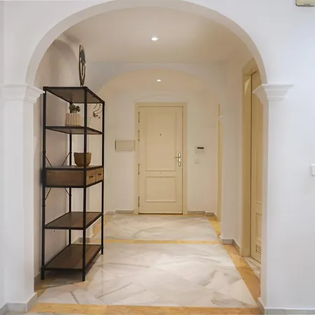 Magna Apartment *