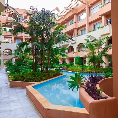 Magna Apartment *
