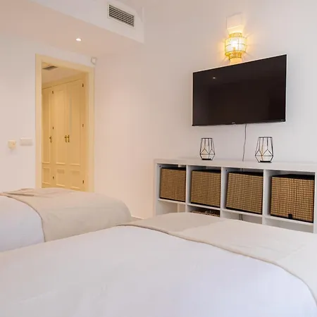 Magna Apartment Marbella