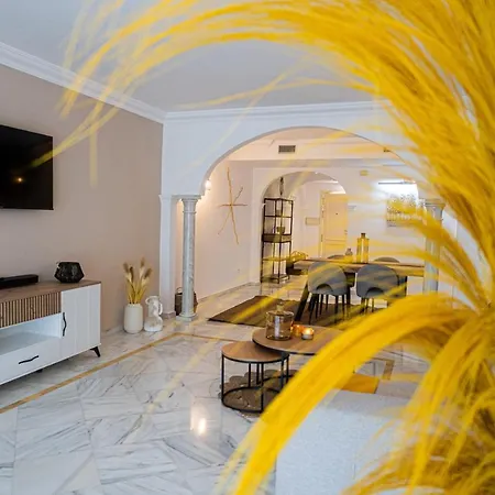 Magna Apartment *
